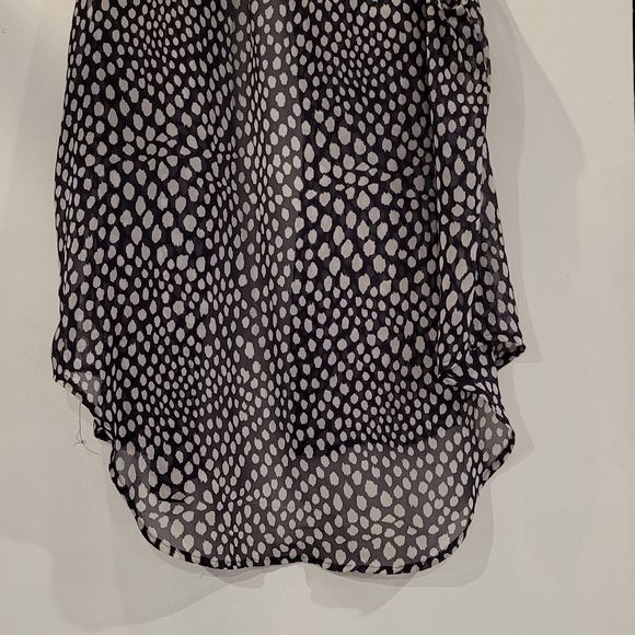 Top - Picture 4 of 4